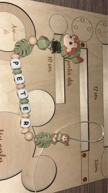 Attache tétine personnalisée