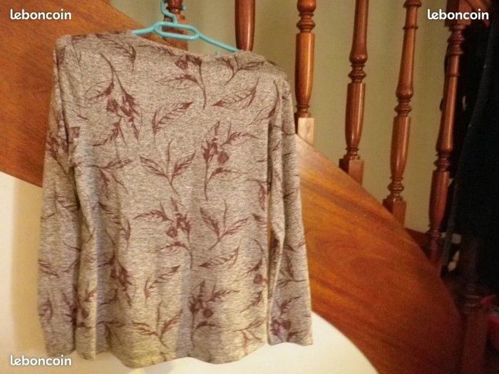 T-shirt - taille 4 - Armand Thiery - photo numéro 4