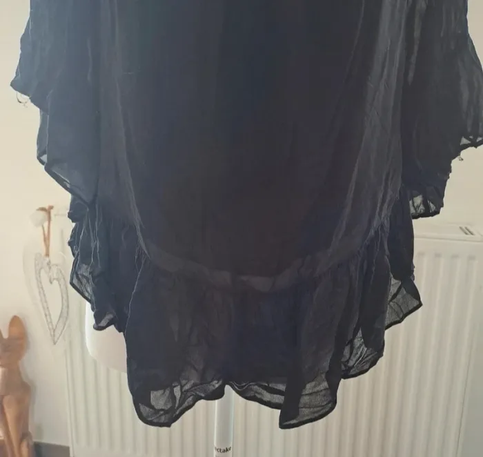 Blouse noire - photo numéro 3