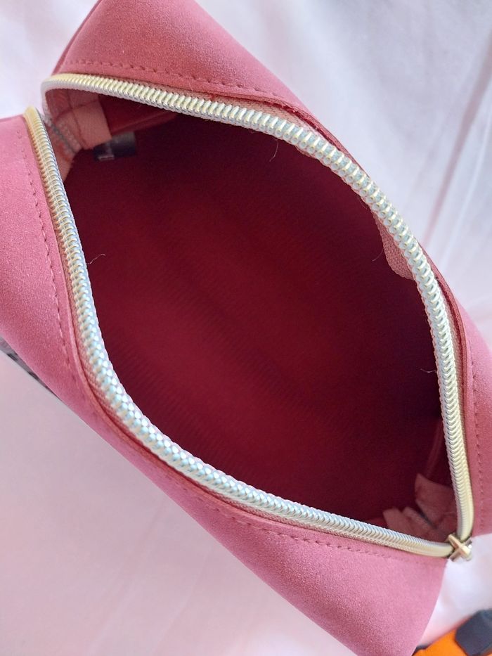 Trousse de maquillage neuve - photo numéro 2