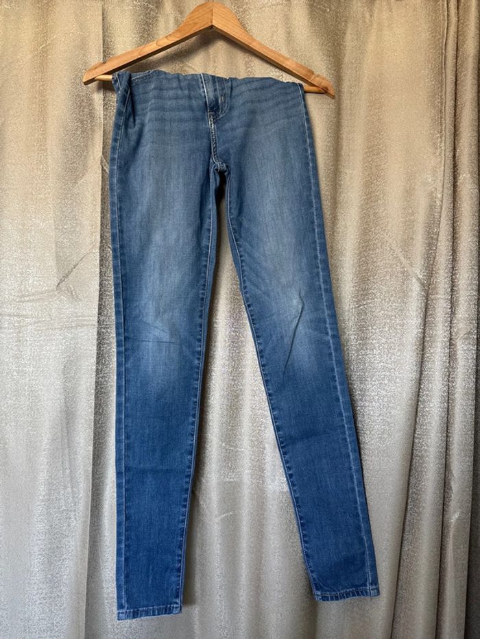 Jean👖 Levis - photo numéro 9