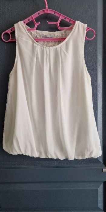 Débardeur blanc avec dentelle