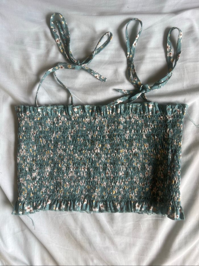 Crop top vert à fleurs SHEIN — taille 36 - photo numéro 2