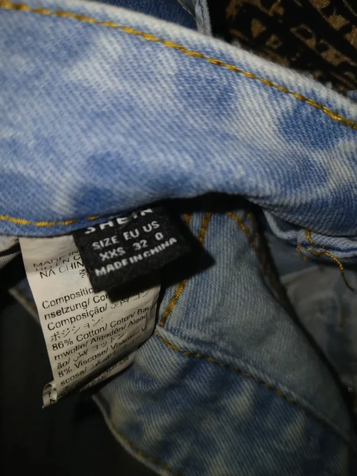 💙 Jolie jeans bleu clair troué Shein taille Xxs. - photo numéro 4
