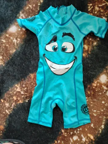 Combinaison anti UV enfant 3 ans