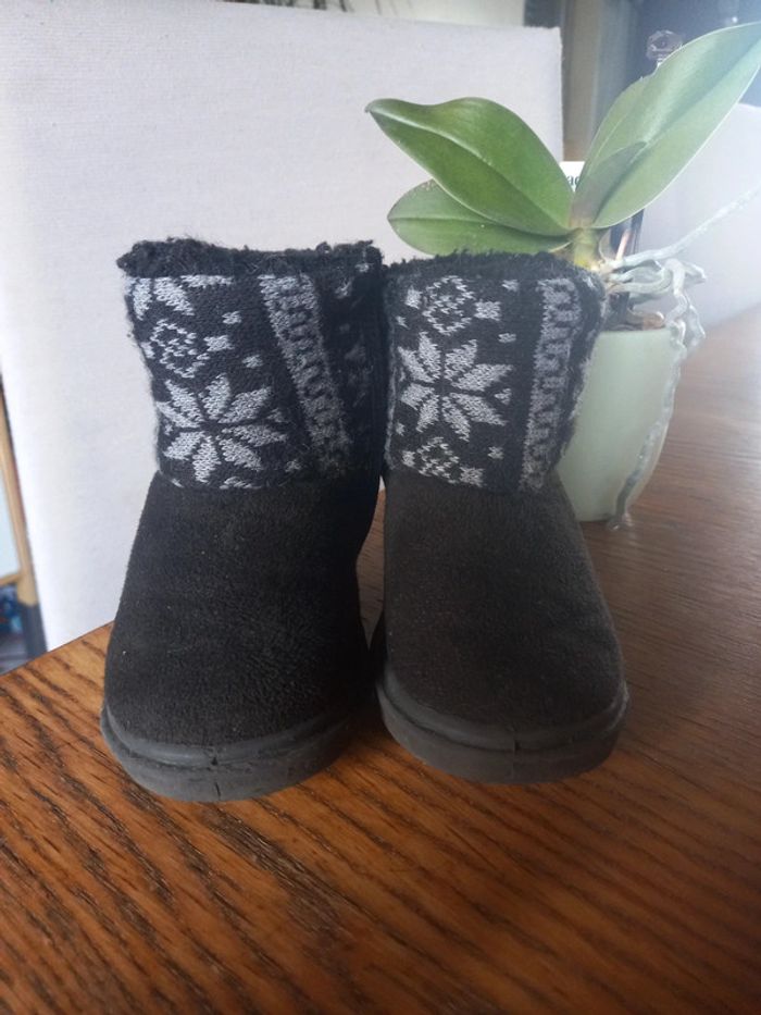 Bottes bébé fourrées