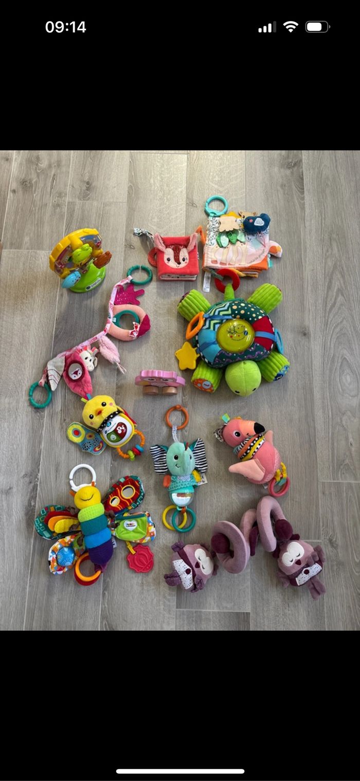 Lot de 11 jouets