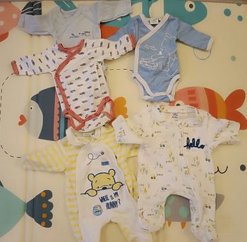 Lot pyjamas bodies naissance