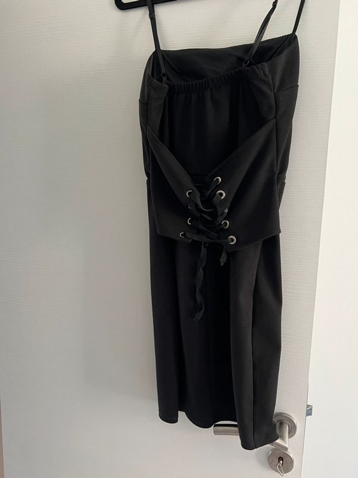 Robe moulante noir - photo numéro 3