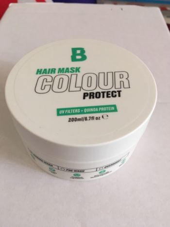 Masque capillaire cheveux colorés 200ml  Beautybay NEUF  dans son emballage