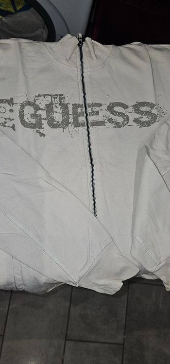 Sweat zippé guess beige taille M