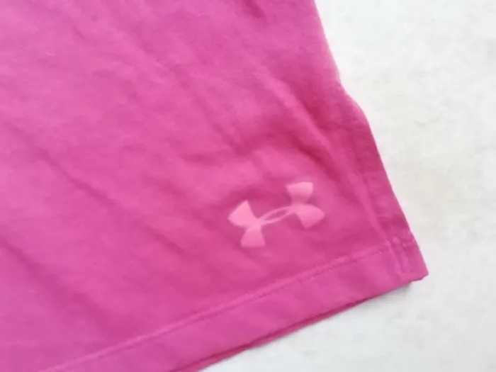 Haut Débardeur Femme Under Armour Taille S/M. - photo numéro 3