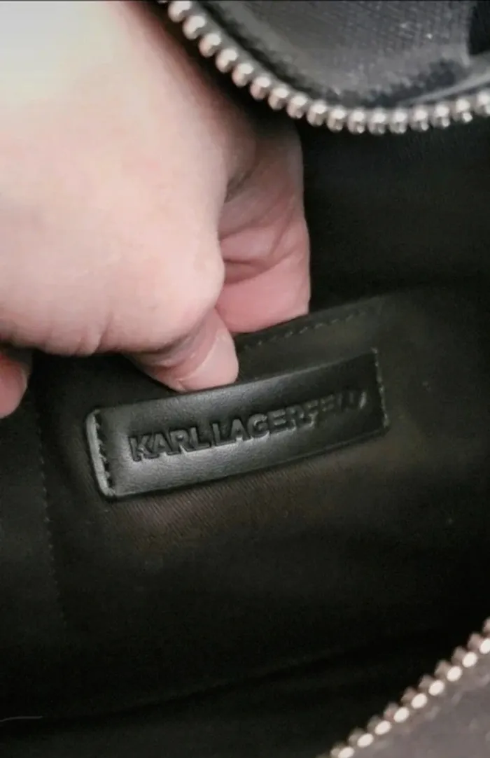 Sac XXL. Tissu et fourrure. Bandoulière réglable amovible. Karl Lagerfeld authentique. Neuf 🥰 - photo numéro 5