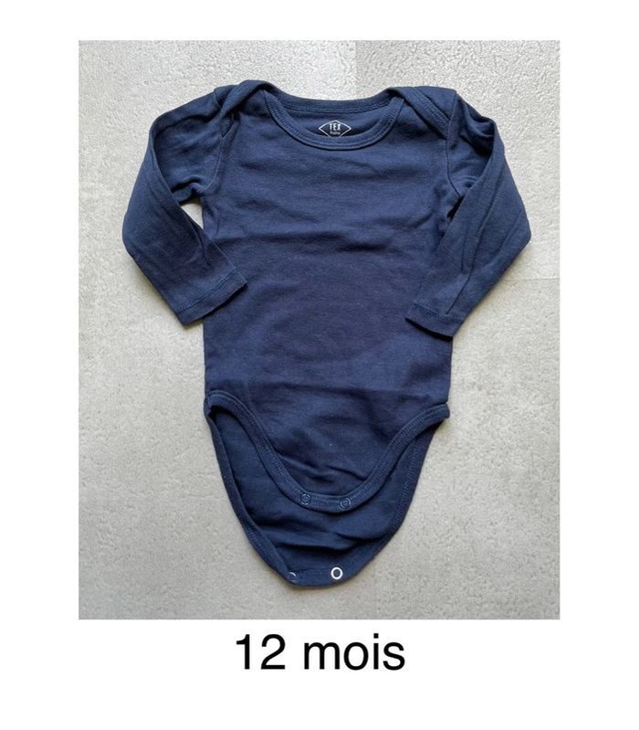 Body 12 mois