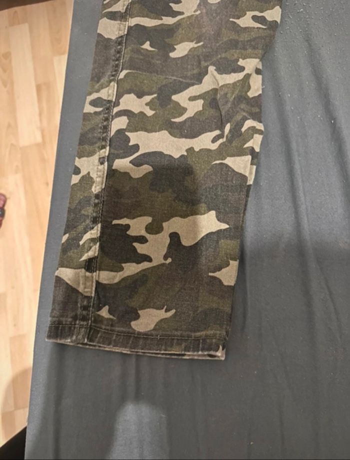 Jeans femme militaire taille 44💐 - photo numéro 2
