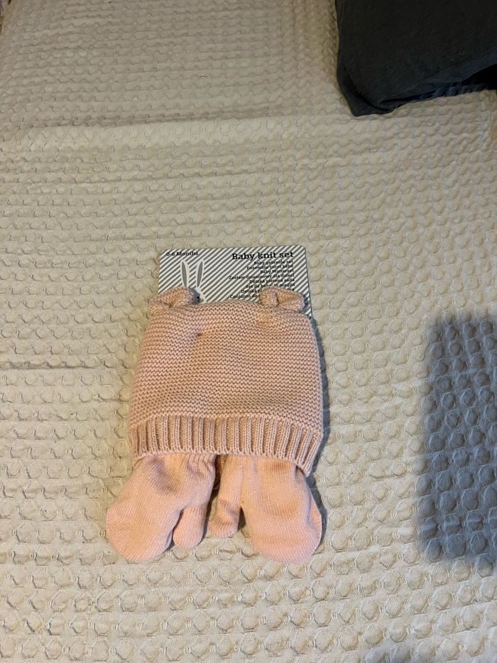 Lot moufles + bonnet bebe