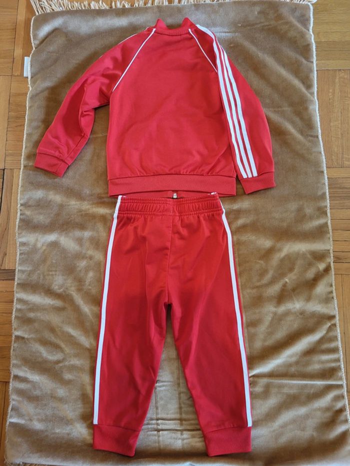 Joli survêtement SST Adidas 2/3 ans - photo numéro 2