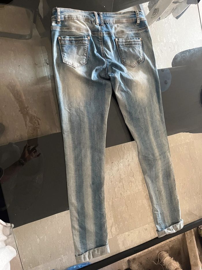 Jeans femme stylisé - photo numéro 2