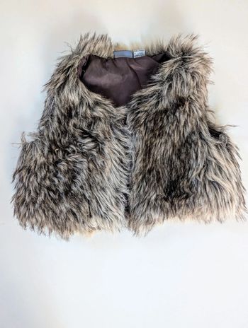 Gilet fille 3 ans fausse fourrure sherpa marron taupe,