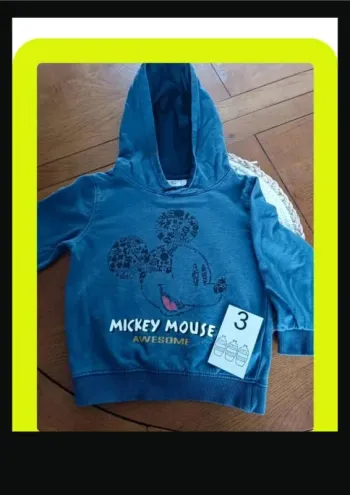 Sweat capuche Mickey 3 ans