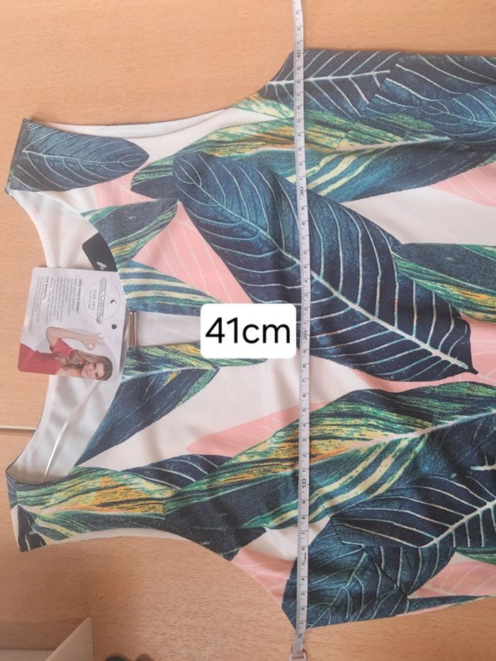 K Design robe été T.36/38 neuve - photo numéro 11