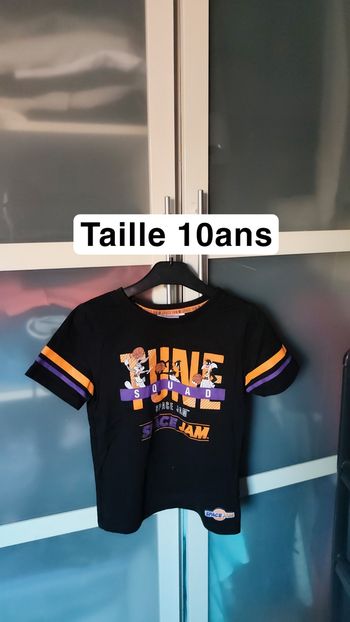 Tee shirt