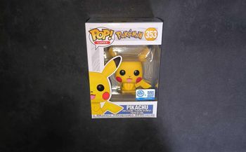 Figurine Funko Pop / Pikachu 353 / Pokémon / Spécial édition