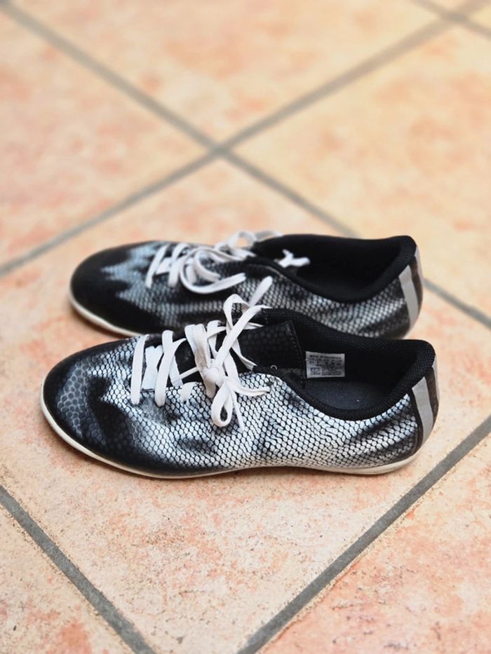 Chaussure de foot - photo numéro 3