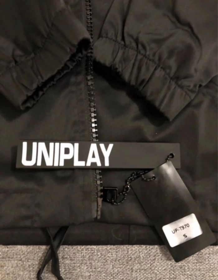 Veste Zipée neuve avec étiquette - photo numéro 3