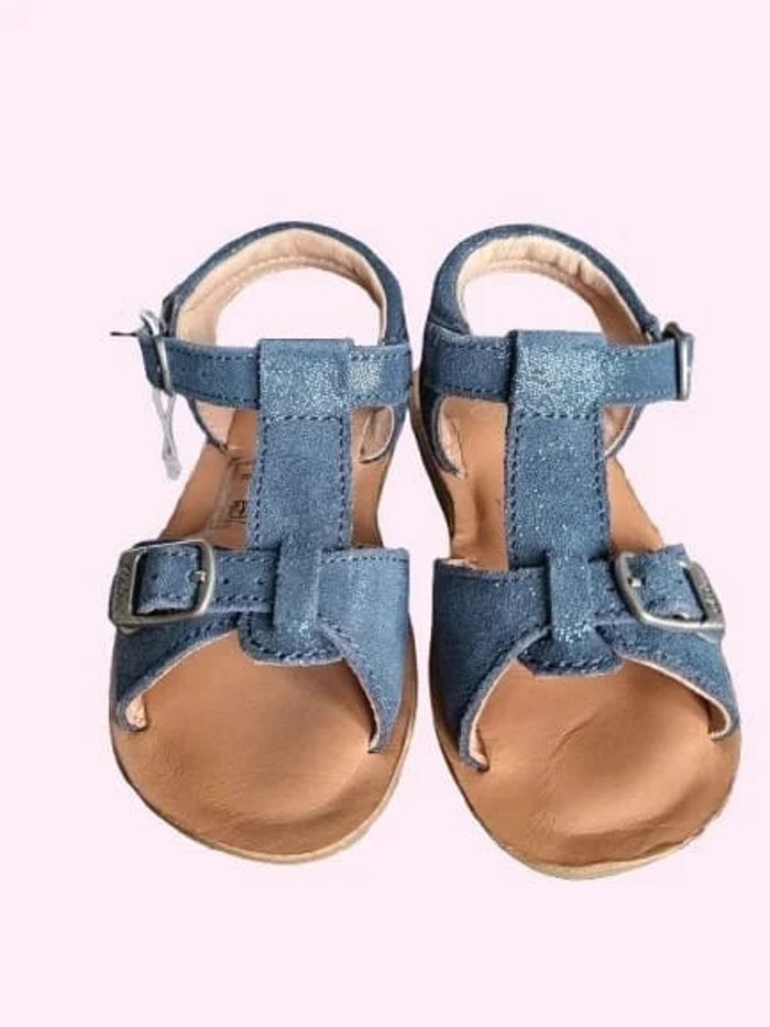 Sandalettes neuves Aster Pointure 25