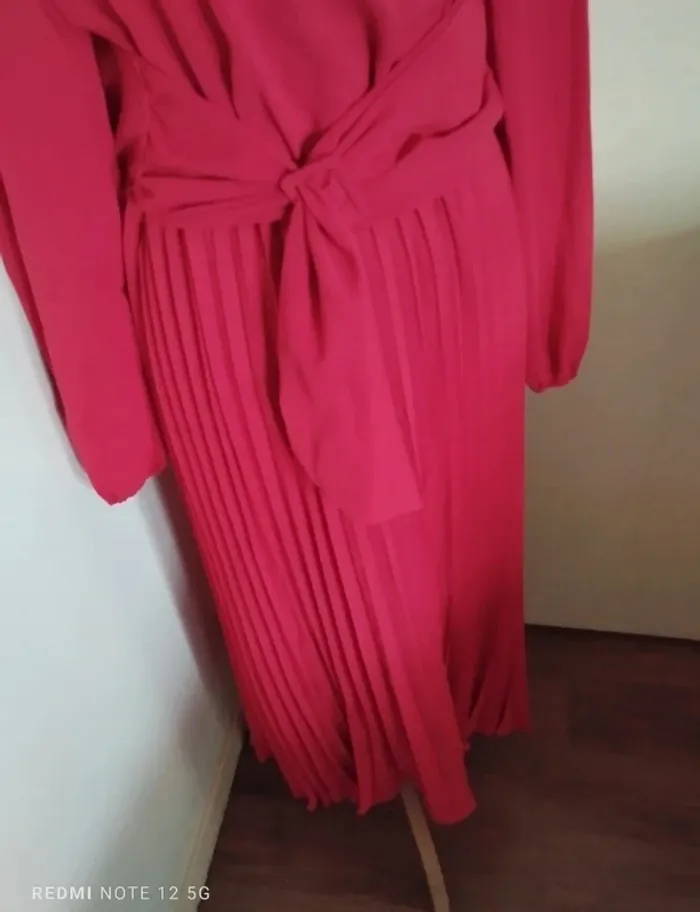 Magnifique robe plissée taille XL - photo numéro 3