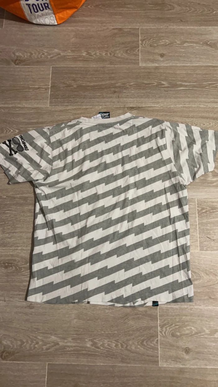 T shirt two angle - photo numéro 4
