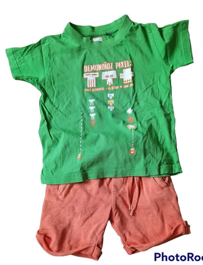 Ens short et tee-shirt taille 3 ans Orchestra