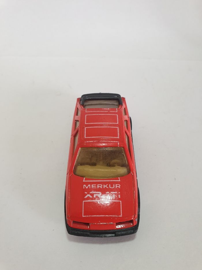 Mc Toy Ford Sierra XR4i 1/64 Made in Macau - photo numéro 4