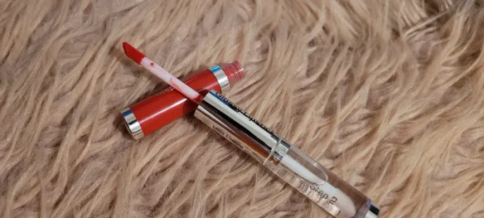 Glossy lipstick 2 en 1 - photo numéro 3