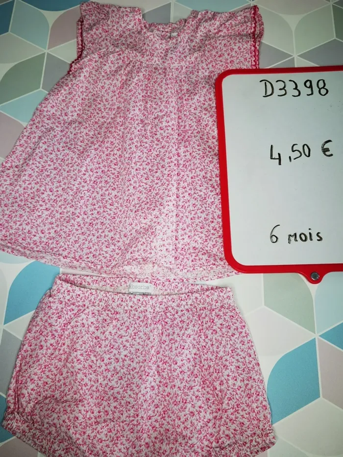 D3398 - Ensemble fille 6 mois - photo numéro 3