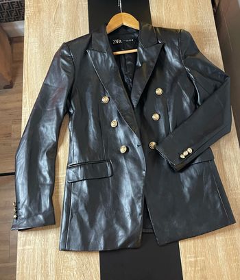 Tailleur Zara noir simili cuir