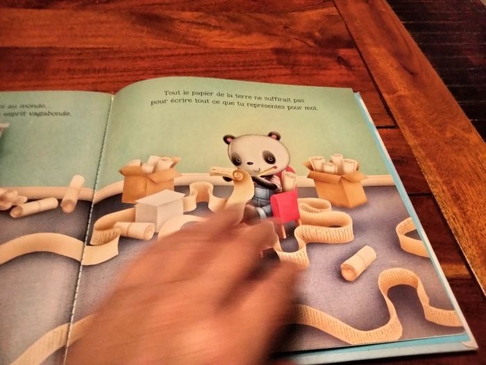 Livre intitulé je t'aime grand comme ça kimane - photo numéro 6