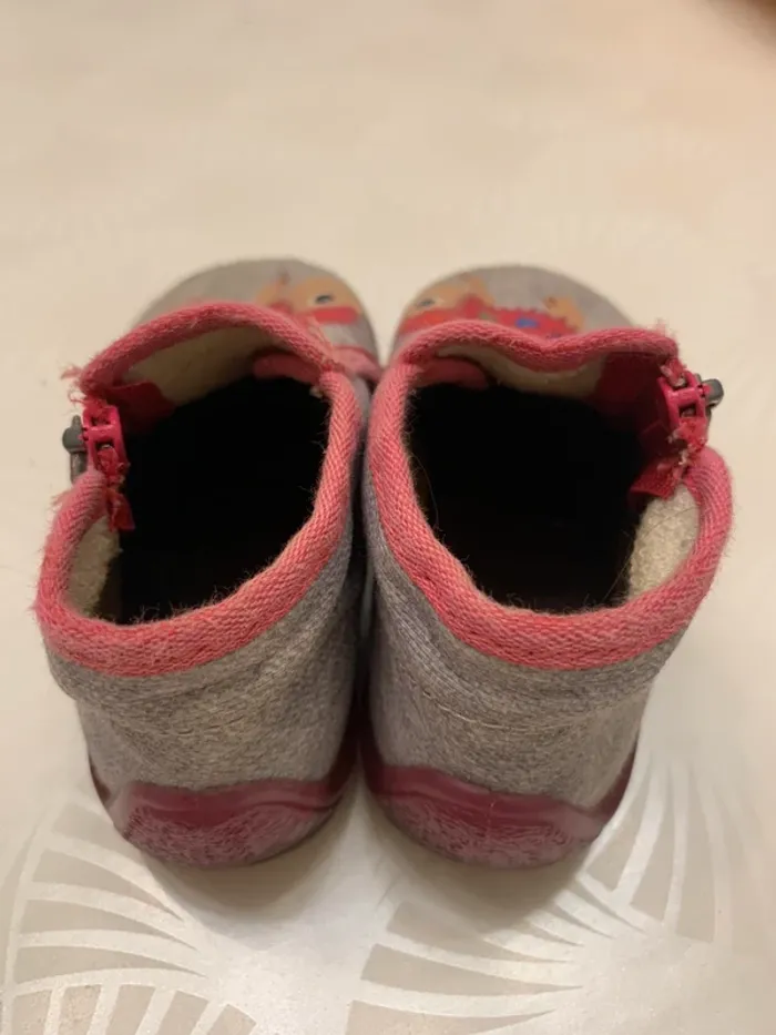 Chaussons fille 22 - photo numéro 2