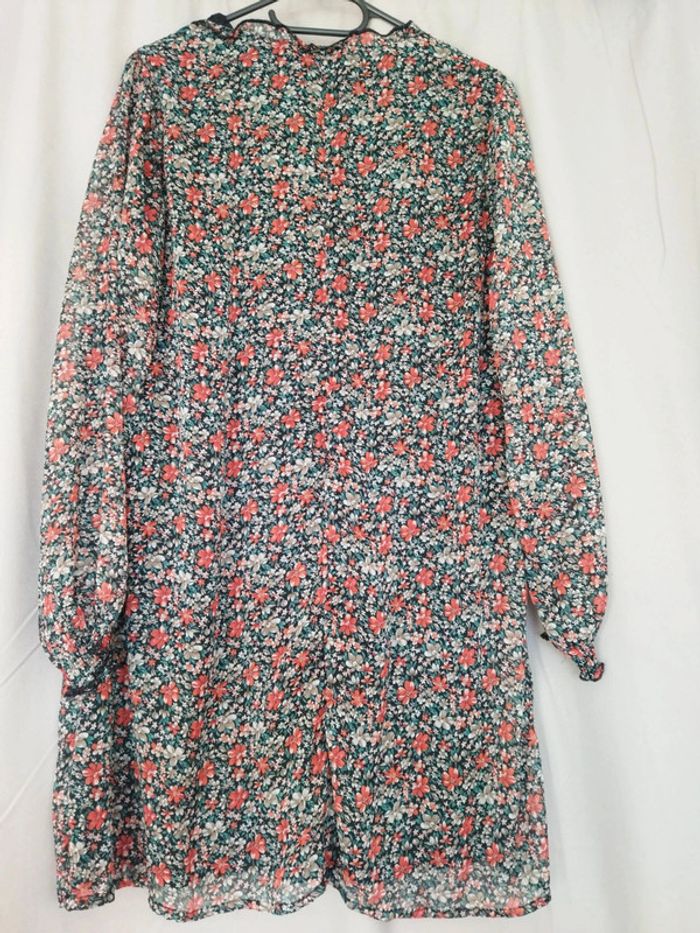 Robe 40 - photo numéro 4