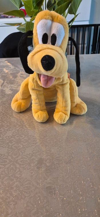 Peluche pluto disney