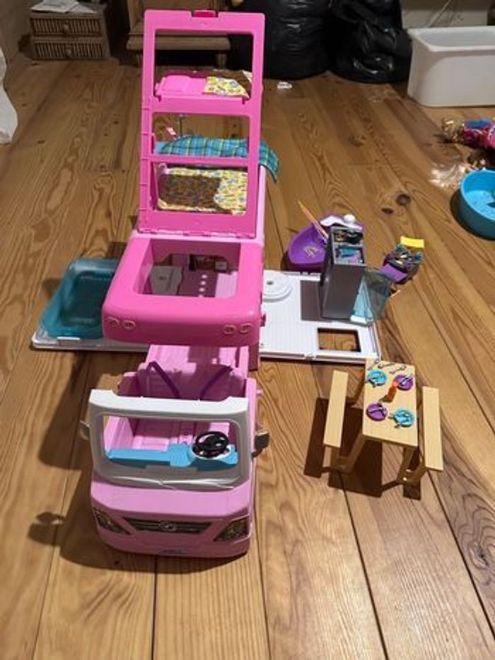Camping car barbies - photo numéro 2
