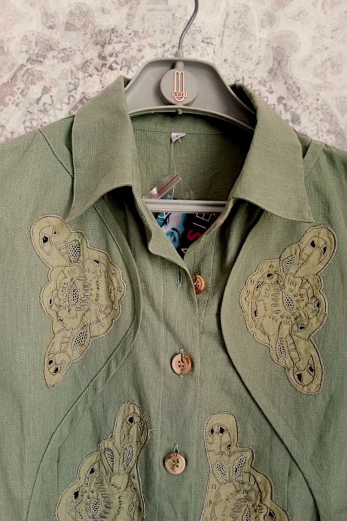 Chemise brodée sans manche en lin et coton kaki -M - photo numéro 6