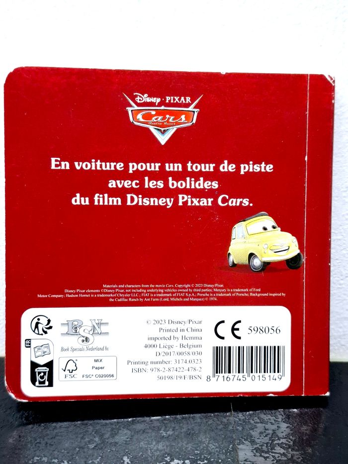 Livre Disney Pixar Cars - Radiator Springs - Flash Mcqueen - photo numéro 2