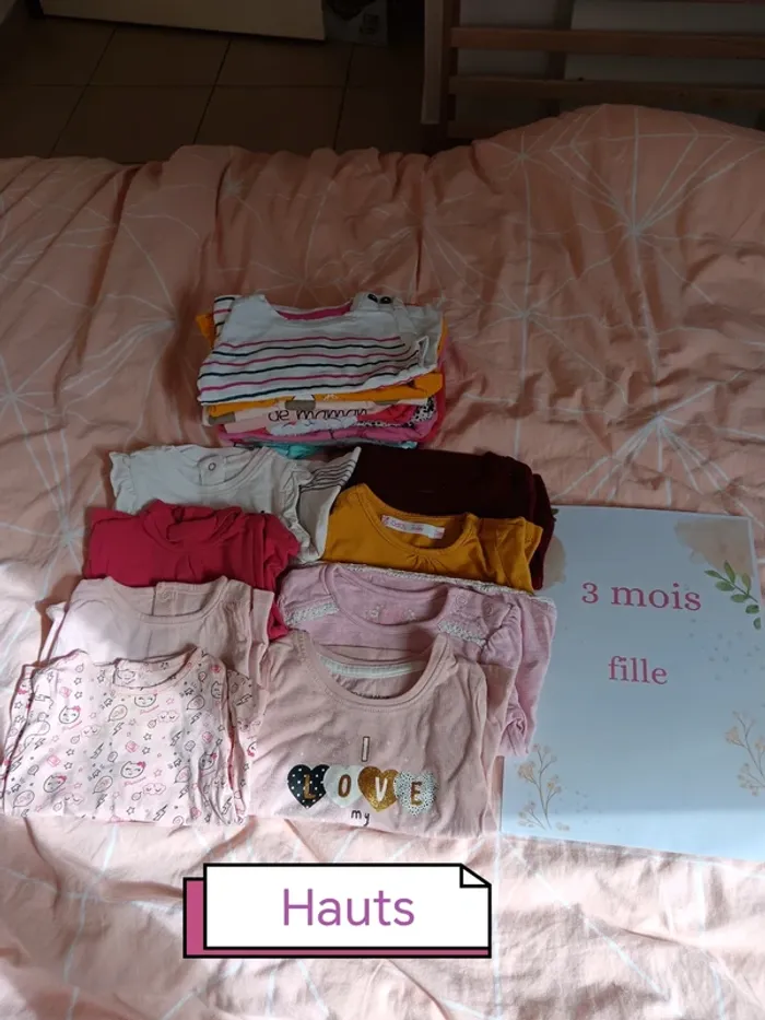 Lot 47 vêtements 3mois fille - photo numéro 5