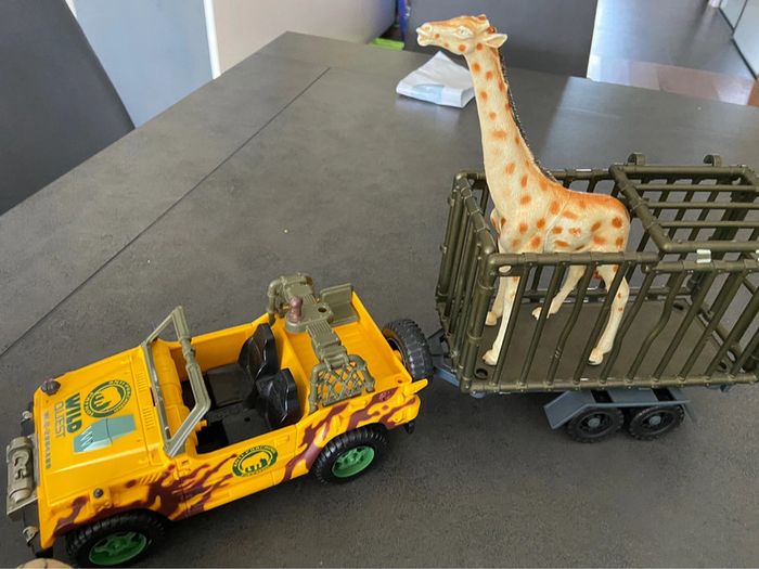 Animaux du zoo + véhicules + cages + personnages - photo numéro 3