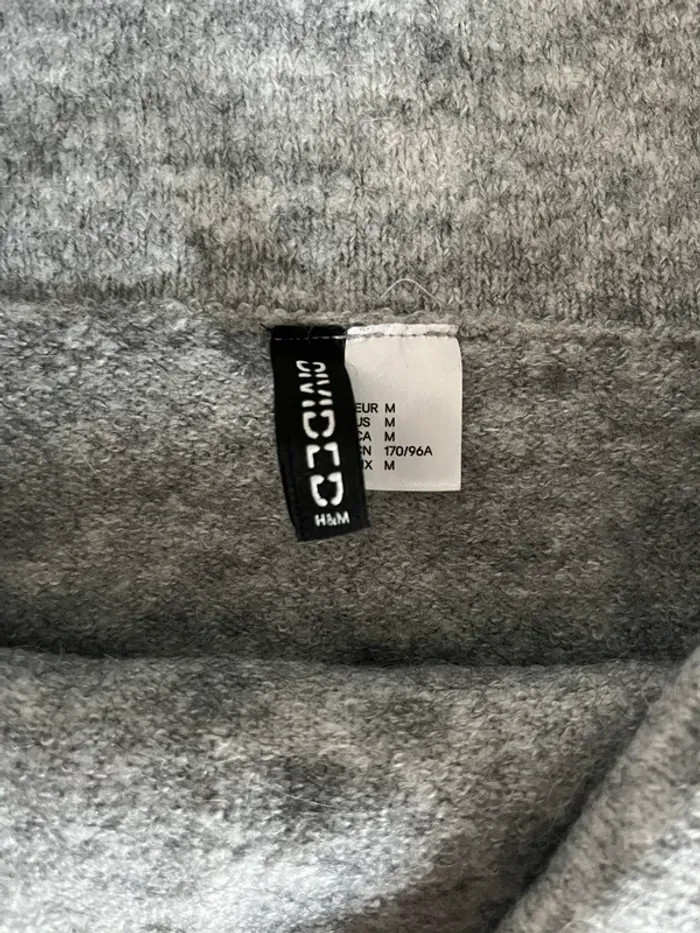 Pull épaule dénudée - photo numéro 3
