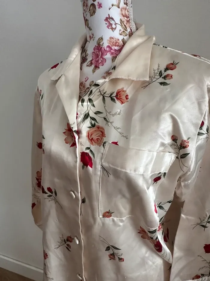 Chemise satinée beige crème - photo numéro 2