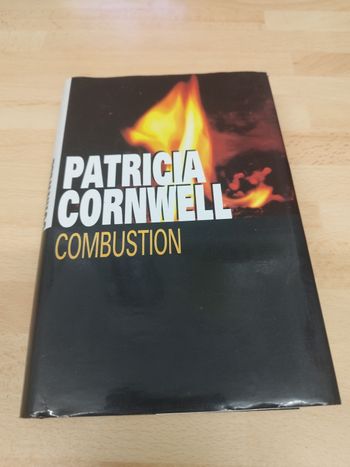 PATRICIA CORNWELL

COMBUSTION