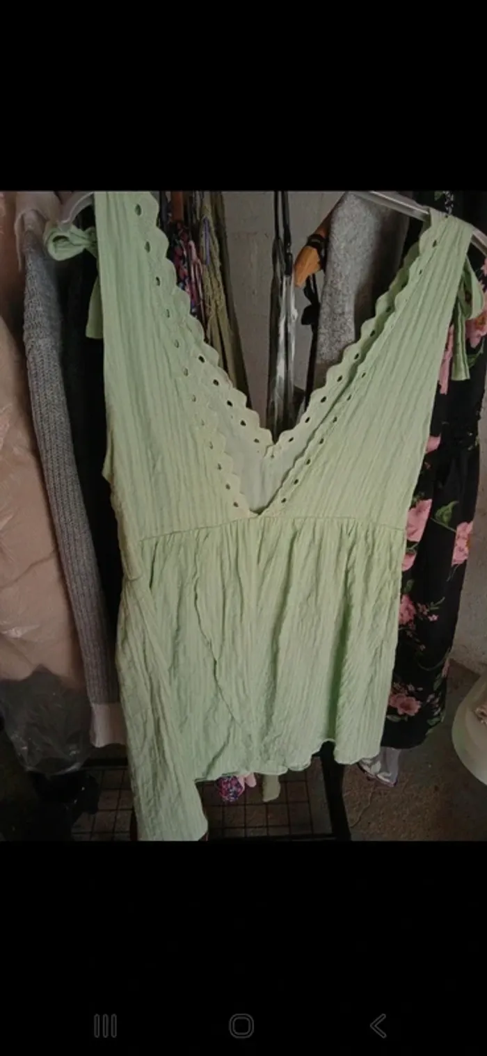 👗 Jolie Robe verte d'été petit noeud qualité italienne - photo numéro 4
